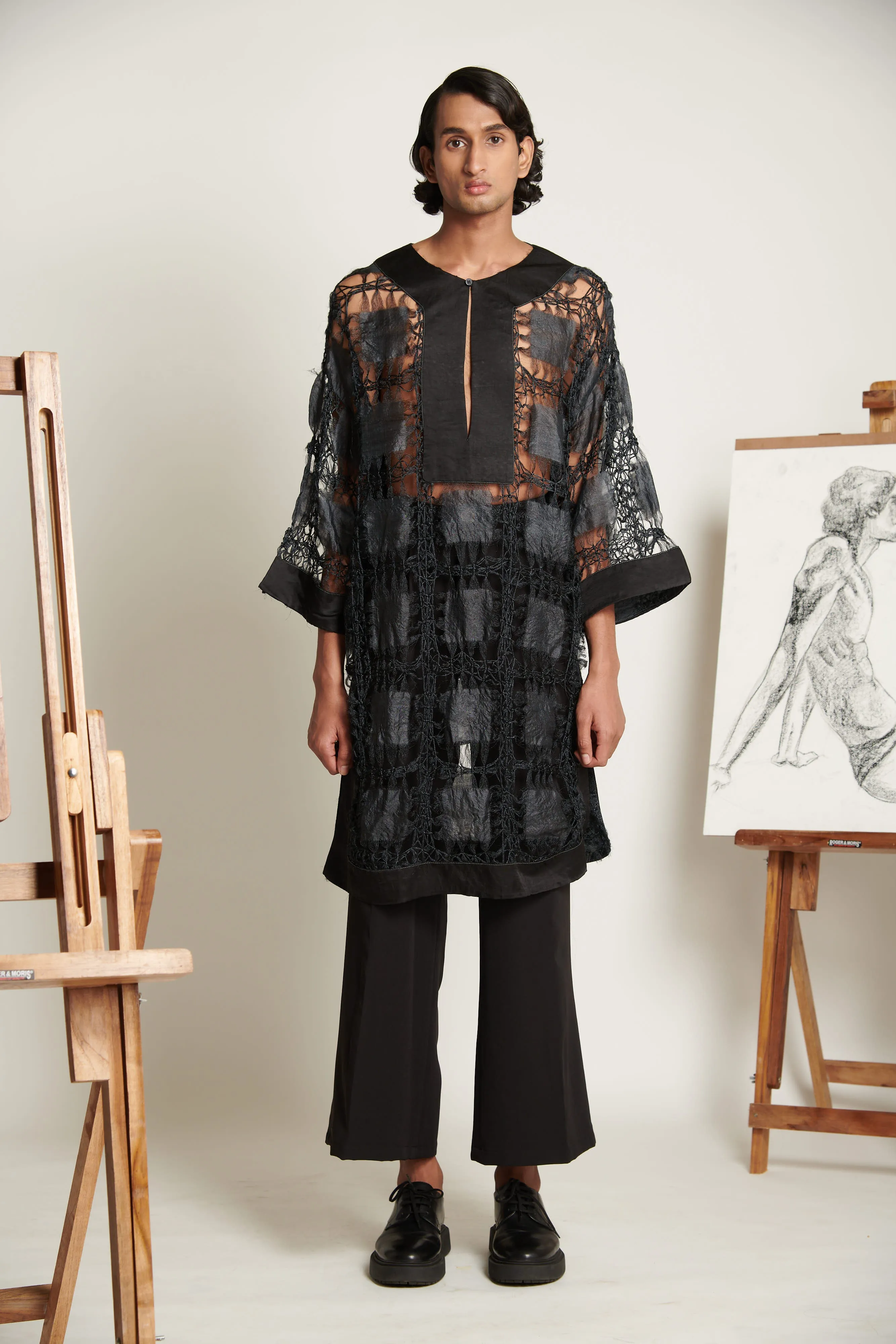 Onyx Geometric Woven Mesh Kurta with Pants
