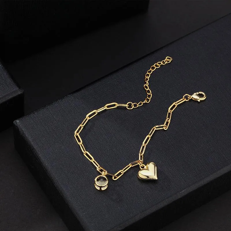 Women's Fashion Simple Geometric Projection Bracelet
