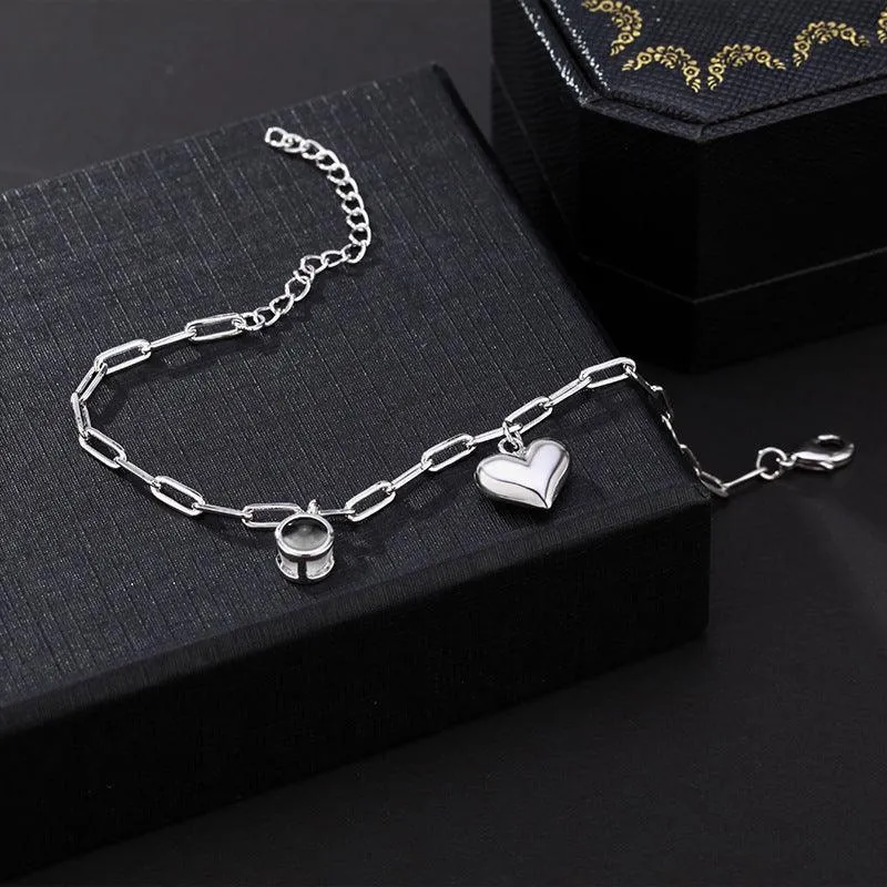 Women's Fashion Simple Geometric Projection Bracelet